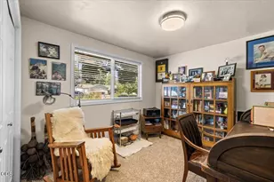 1348 Ramada Ave, Medford, OR 97504 - Photo 15