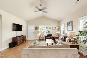 684 Golden Peak Dr, Central Point, OR 97502 - Photo 17