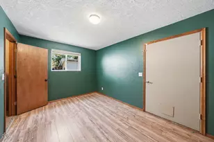 16025 Sunset Ln, La Pine, OR 97739 - Photo 27