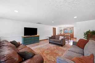 16025 Sunset Ln, La Pine, OR 97739 - Photo 9