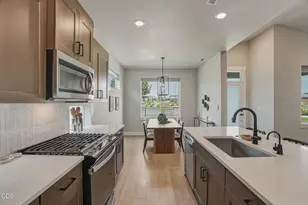 20855 SE Caldera Dr, Bend, OR 97702 - Photo 11
