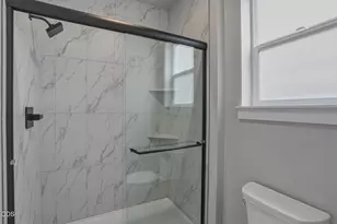 20855 SE Caldera Dr, Bend, OR 97702 - Photo 23