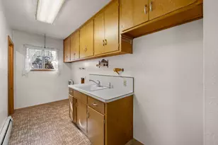 195 SE Roosevelt Ave, Bend, OR 97702 - Photo 29