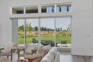62313 McClain Dr, Bend, OR 97703 - Photo 25