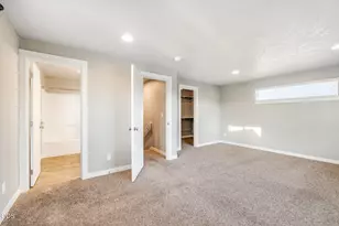20496 SE Clover Crst Ct, Bend, OR 97702 - Photo 31