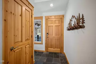 57641 Splitrock Ln, Sunriver, OR 97707 - Photo 11