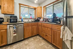 655 N Washington St, Prairie City, OR 97869 - Photo 9