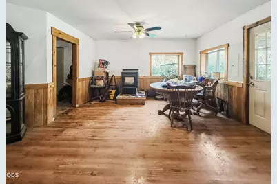 655 N Washington Street, Prairie City, OR 97869 - Photo 11