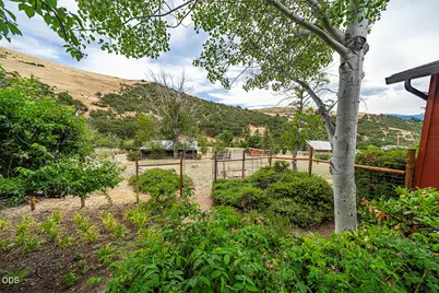 2815 Dead Indian Memorial Road, Ashland, OR 97520 - Photo 7