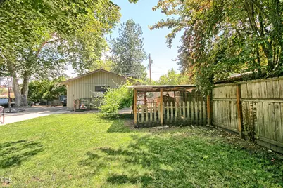 2162 Happy Valley Drive, Medford, OR 97501 - Photo 39