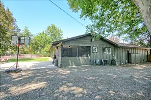 2162 Happy Valley Dr, Medford, OR 97501 - Photo 39