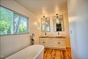 2162 Happy Valley Dr, Medford, OR 97501 - Photo 19