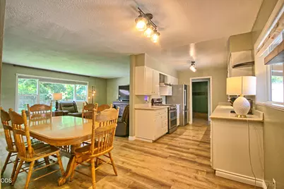 2162 Happy Valley Drive, Medford, OR 97501 - Photo 11