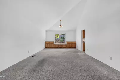 1408 NE Heritage Drive, Grants Pass, OR 97526 - Photo 11