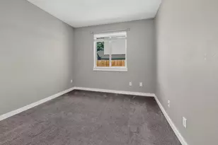 2939 SW Reindeer Ave, Redmond, OR 97756 - Photo 31