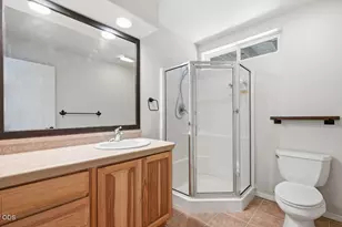 1019 NW Hale Ct, Bend, OR 97703 - Photo 35