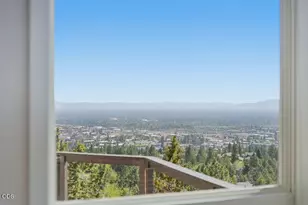 1019 NW Hale Ct, Bend, OR 97703 - Photo 57