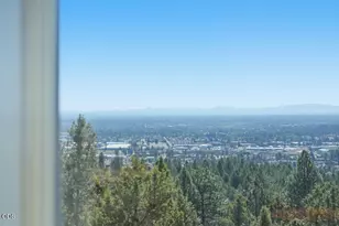 1019 NW Hale Ct, Bend, OR 97703 - Photo 55