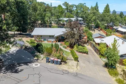 340 Miner Way, Jacksonville, OR 97530 - Photo 31