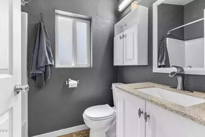 97 SE J Street, Madras, OR 97741 - Photo 21