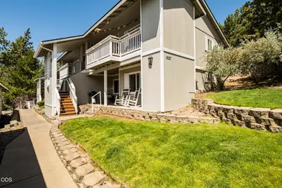1527 NW Juniper Street #APT 2, Bend, OR 97703 - Photo 21