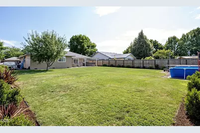1770 Tanglewood, Medford, OR 97501 - Photo 5