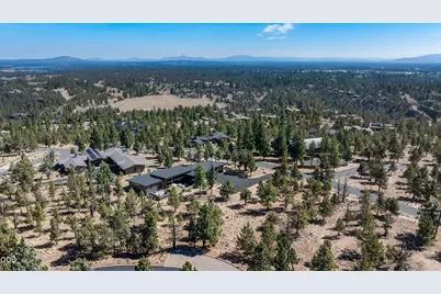 1489 NW Puccoon Court, Bend, OR 97703 - Photo 67