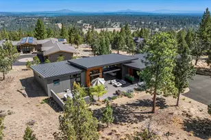 1489 NW Puccoon Ct, Bend, OR 97703 - Photo 63