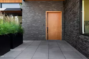 1489 NW Puccoon Ct, Bend, OR 97703 - Photo 3