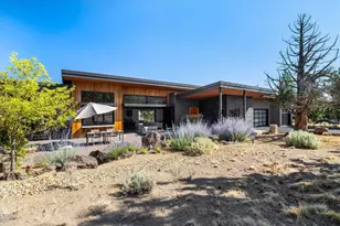 1489 NW Puccoon Ct, Bend, OR 97703 - Photo 61