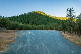2659 Foots Creek L Fork Rd, Gold Hill, OR 97525 - Photo 23