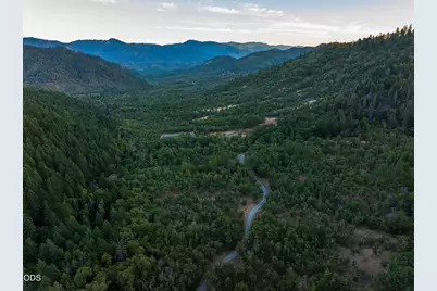 2659 Foots Creek L Fork Road, Gold Hill, OR 97525 - Photo 3