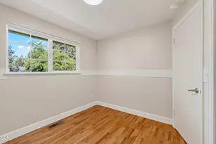 1730 SW Canyon Dr, Redmond, OR 97756 - Photo 33