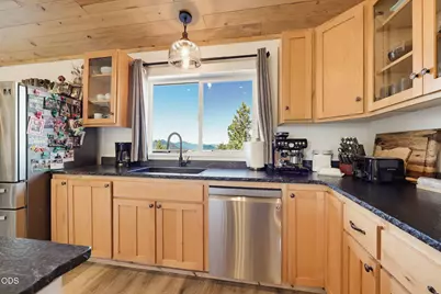7036 Griffin Lane, Jacksonville, OR 97530 - Photo 19