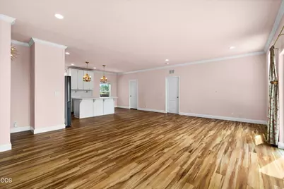 20007 Beaver Lane, Bend, OR 97703 - Photo 13