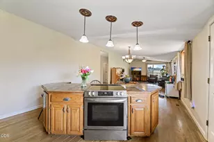 14525 Natoma Ave, White City, OR 97503 - Photo 19