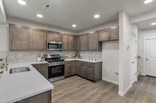 3342 NW 7th St, Redmond, OR 97756 - Photo 7