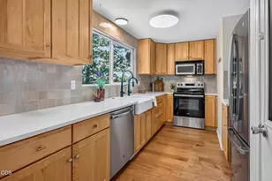63928 Sunset Dr, Bend, OR 97703 - Photo 9