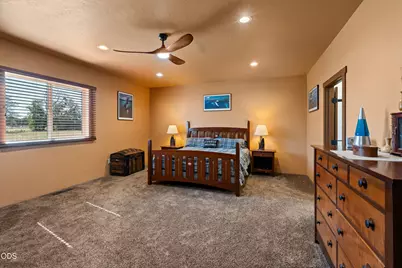 1213 Casino Road, Medford, OR 97501 - Photo 35