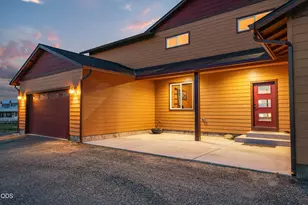 1213 Casino Rd, Medford, OR 97501 - Photo 5