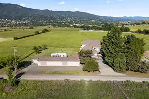 40 Ashland Acres Rd, Ashland, OR 97520 - Photo 5