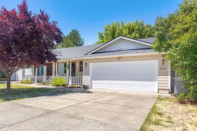 1609 Leonard Road, Grants Pass, OR 97527 - Photo 5
