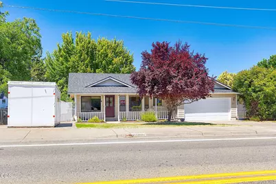 1609 Leonard Road, Grants Pass, OR 97527 - Photo 3