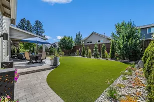 20867 SE Sunniberg Ln, Bend, OR 97702 - Photo 9