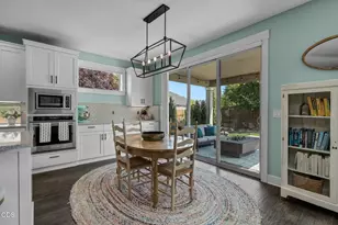 20867 SE Sunniberg Ln, Bend, OR 97702 - Photo 19