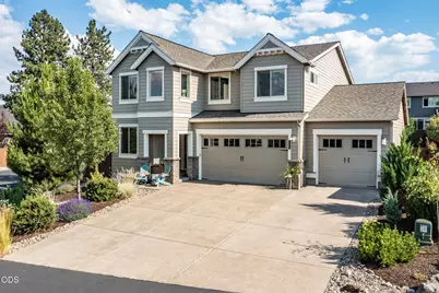 20867 SE Sunniberg Lane, Bend, OR 97702 - Photo 1