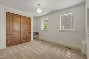 1299 NW Ogden Ave, Bend, OR 97703 - Photo 19