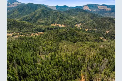 4199 Foots Creek Road, Rogue River, OR 97537 - Photo 11