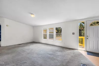 17472 Curlew Drive, Bend, OR 97707 - Photo 15