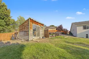 2348 James Martin Ct, Klamath Falls, OR 97601 - Photo 23